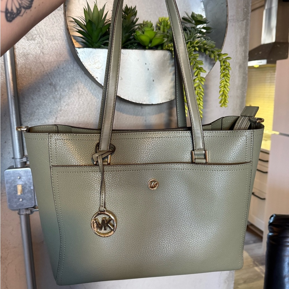 Michael Kors Pebbled Leather Tote Bag